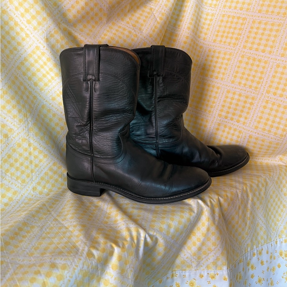 Black leather cowboy boots